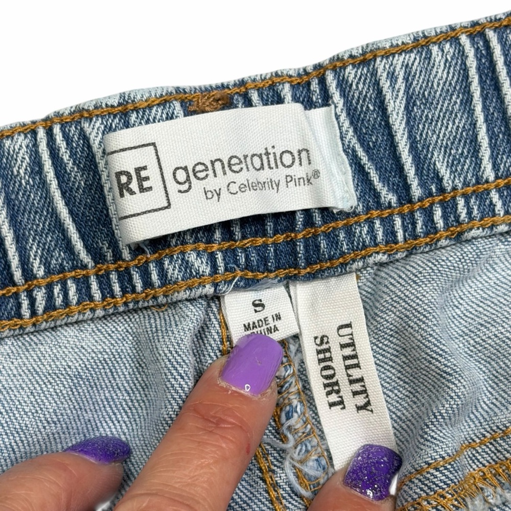 REgeneration by Celebrity Pink Light Wash Mid Rise Cuffed Utility Shorts - Small - Picture 5 of 11